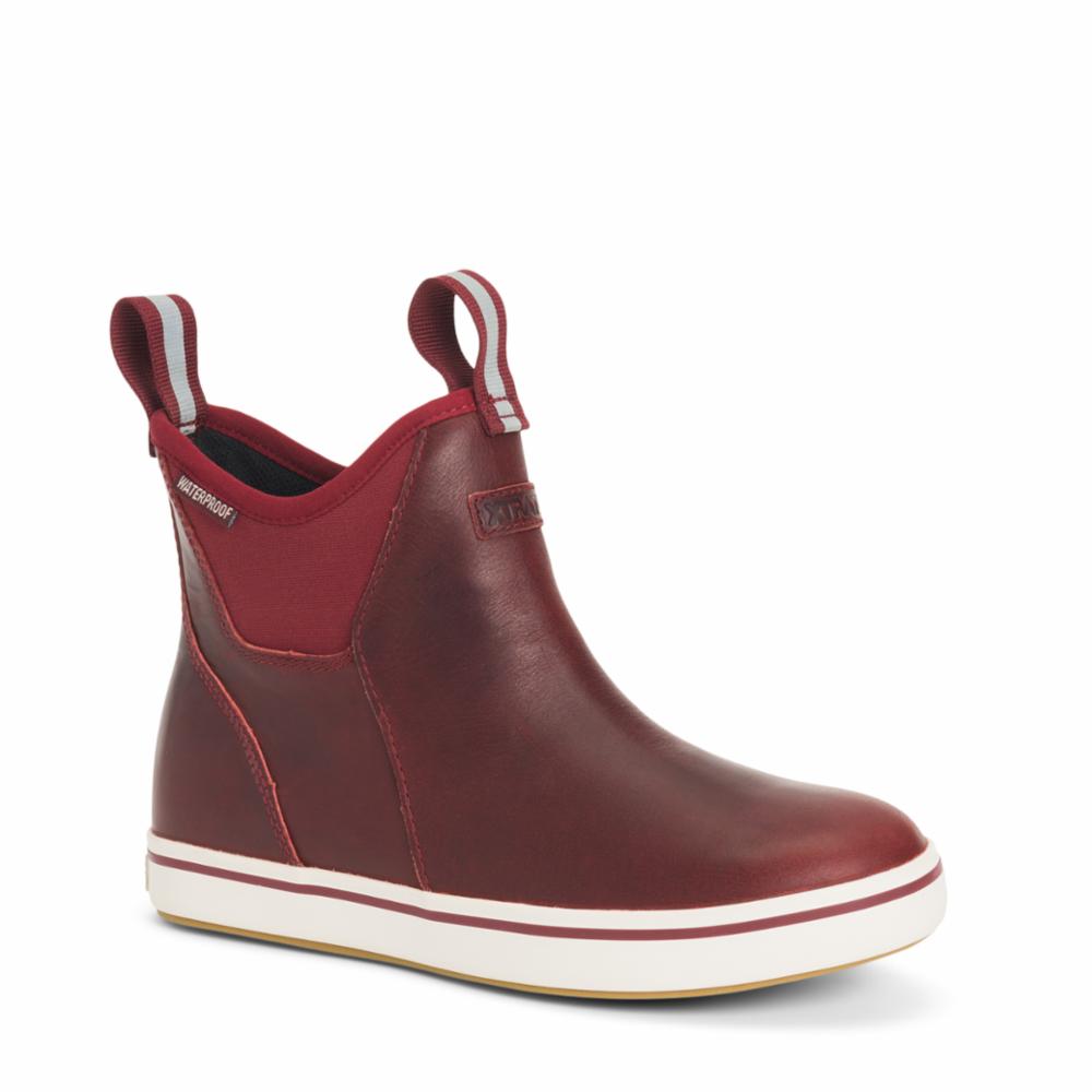 Xtratuf WOMEN'S 6 LEATHER ANKLE DECK BOOT CABERNET